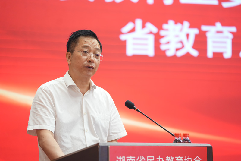 夏智倫.jpg 夏智倫.jpg